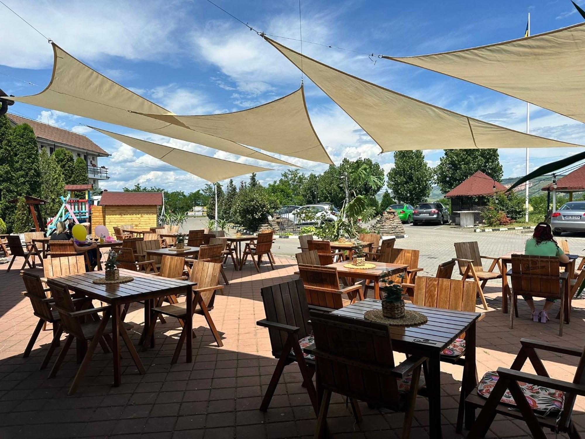 Motel Dacia Sebeş Eksteriør billede